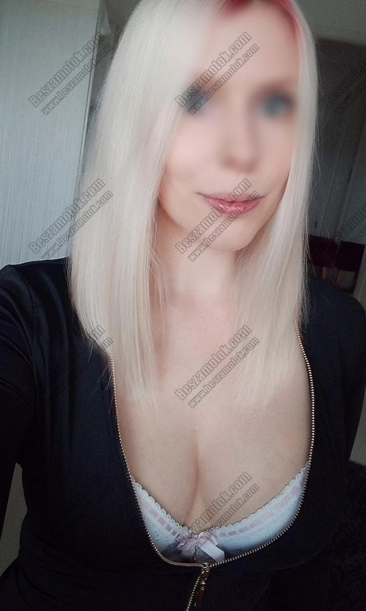 Viktória - +36 20 496 4692 - mellszex foto