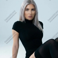 SarahMonroe nagy mellű szexpartner 28 éves